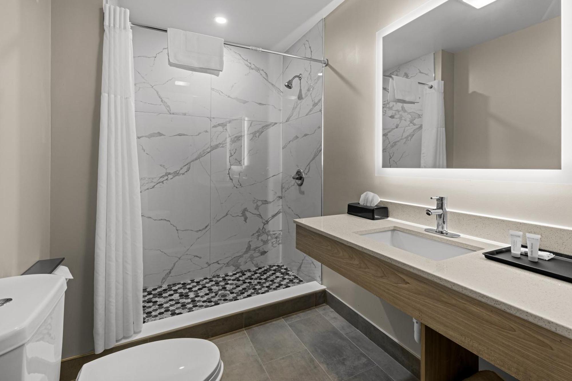 The Mulberry Hotel Westlake Екстериор снимка